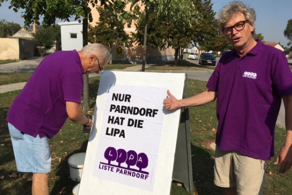 Unsere Plakate sind "on street!" Unsere Plakate sind "on street!"