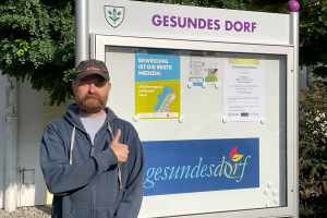 Ein Schaukasten für das GESUNDE DORF